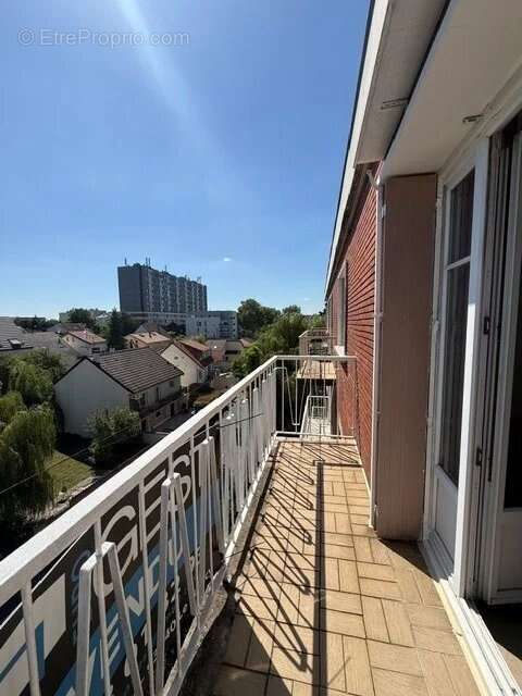Appartement à NOISY-LE-SEC