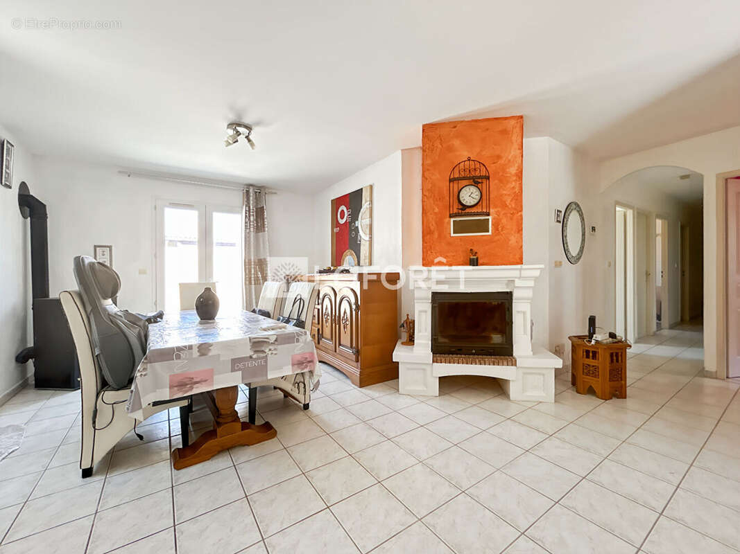 Maison à PORTES-LES-VALENCE