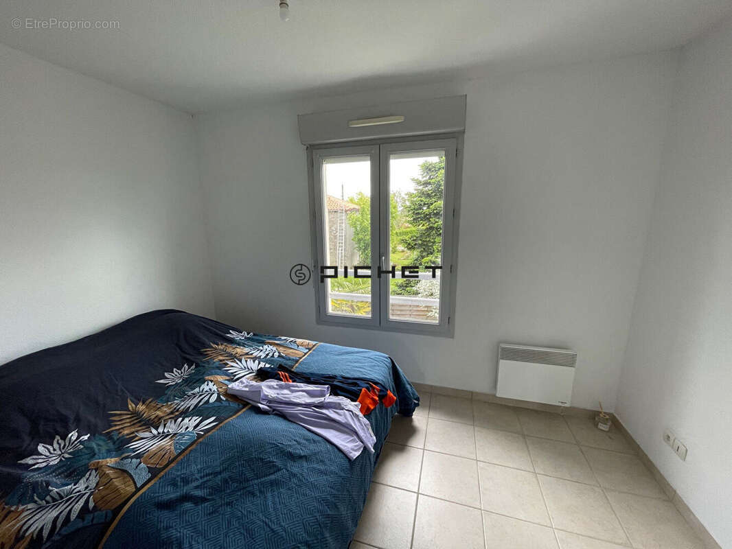 Maison à MONTREJEAU