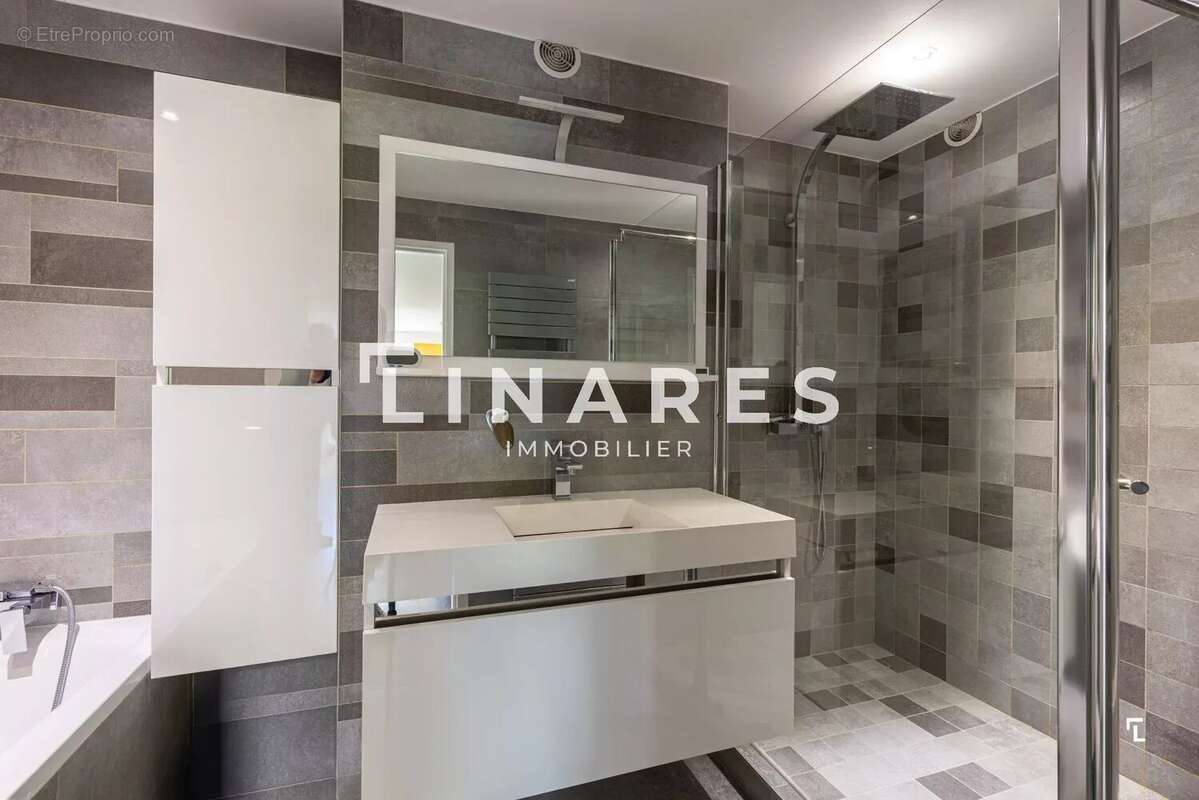 CÔTÉ PARC - Appartement T4 de 82m2 - Terrasse - Parking - 13012 BEAUMONT - photo 13