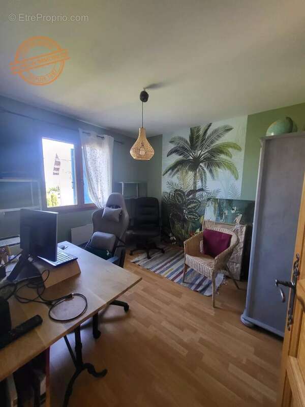 Maison à FLEURIEUX-SUR-L'ARBRESLE