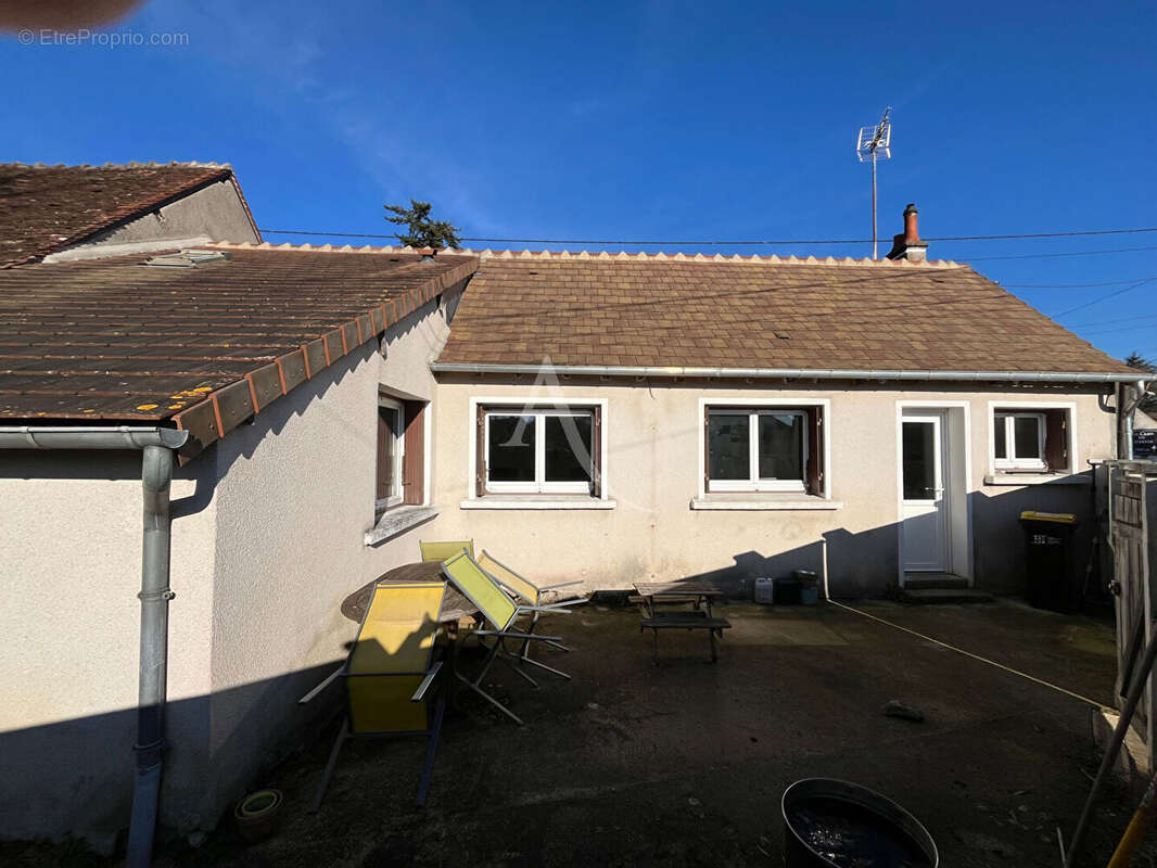 Maison Cellettes - photo 2
