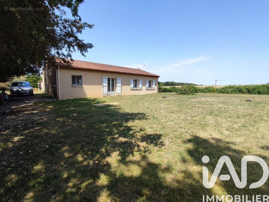 Photo 1 - Maison à CHIVES