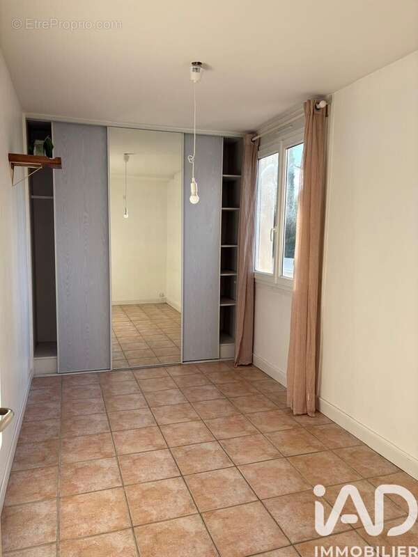 Photo 9 - Appartement à BRON