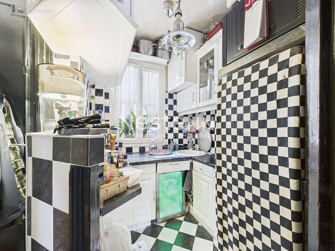 Appartement à PARIS-18E