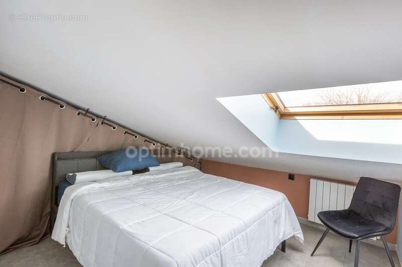 Appartement à CRAPONNE
