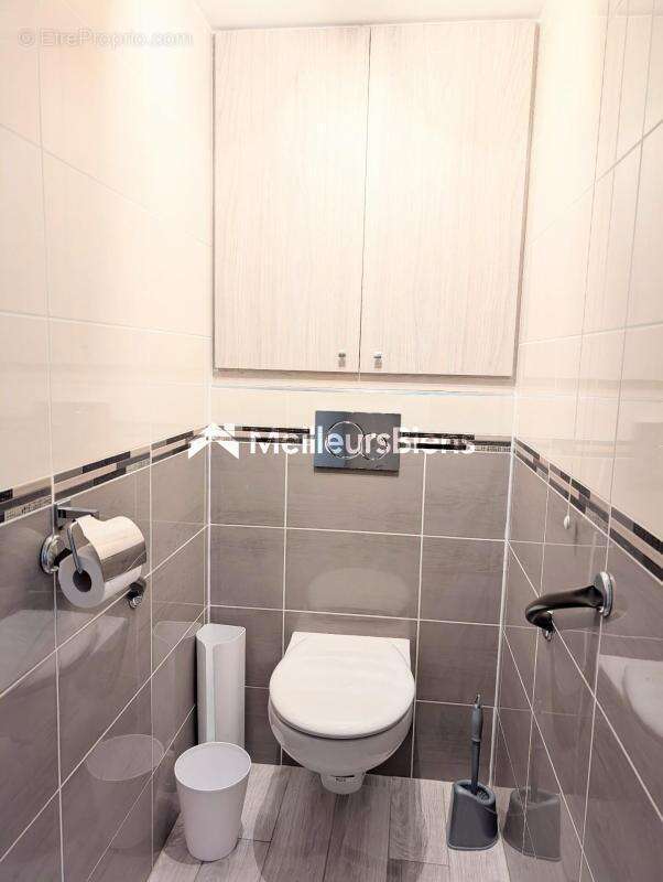 Appartement à SAINT-MAUR-DES-FOSSES