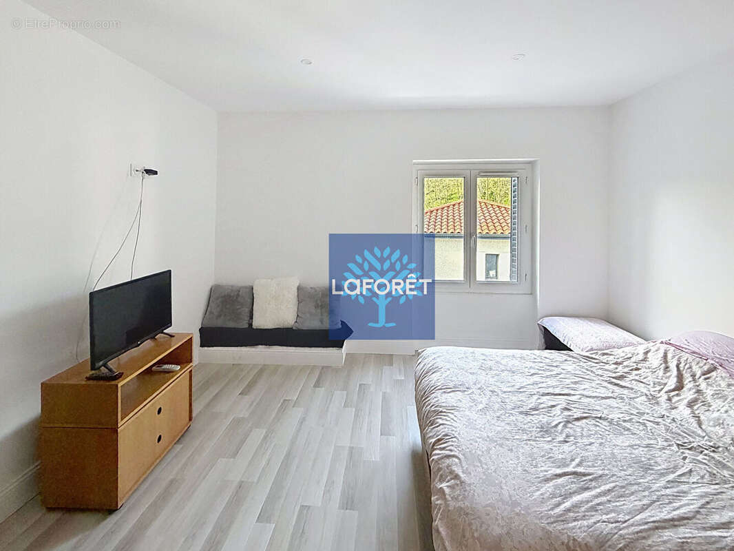 Maison à CHASSE-SUR-RHONE