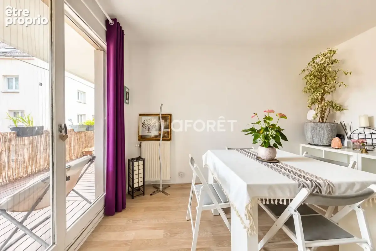 Appartement Emerainville 4 pièce(s) 87.14m² - photo 5
