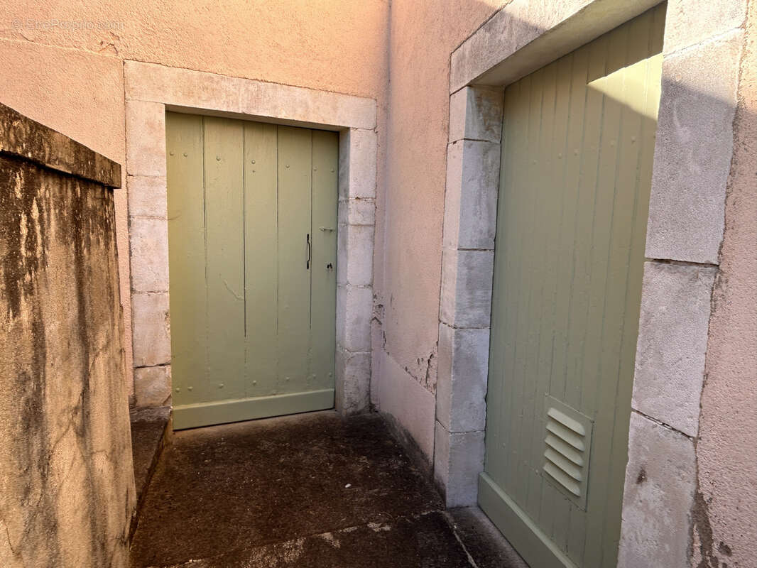 Maison à SAINT-MARCEL