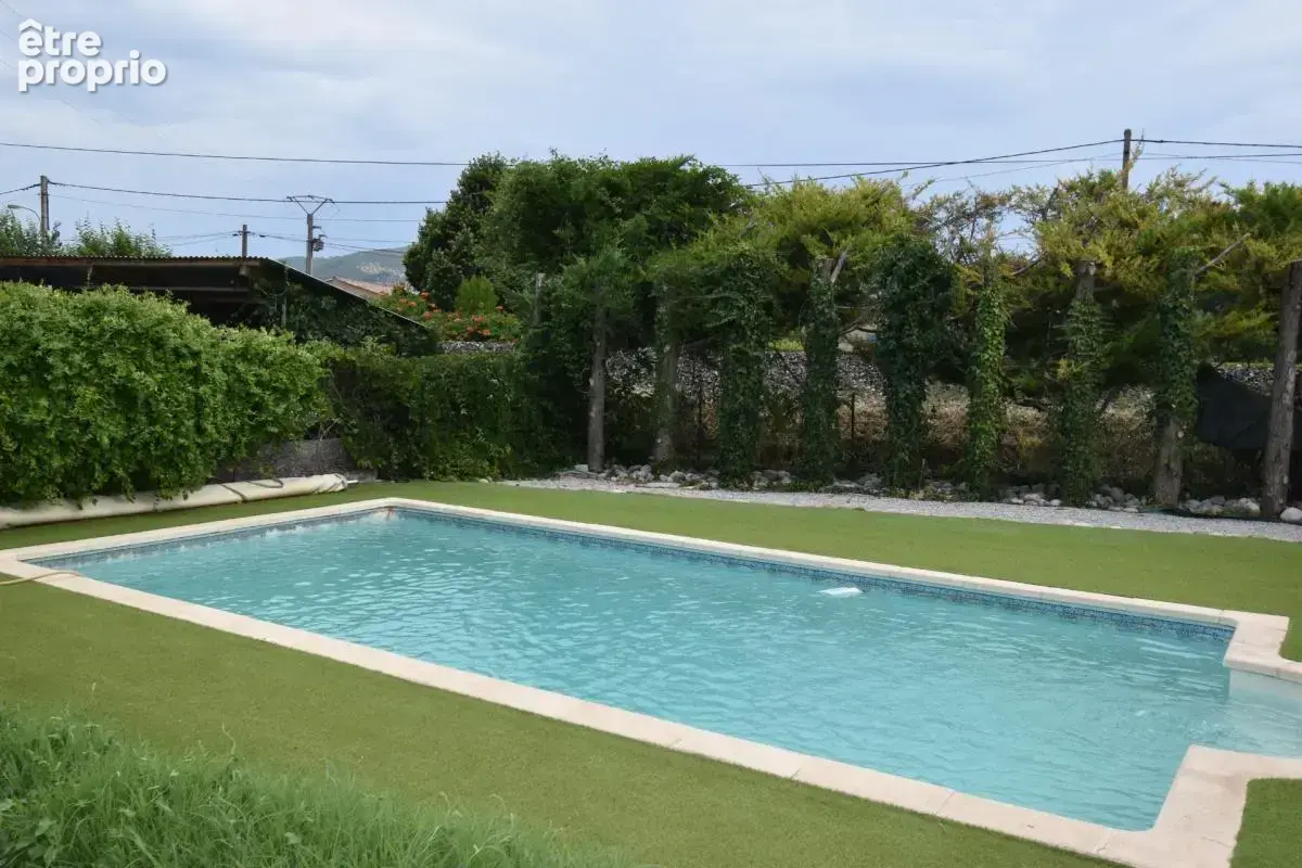 Vente Maison de Plain-Pied T5-4 avec Piscine et Garages – Peyruis (04) - photo 30