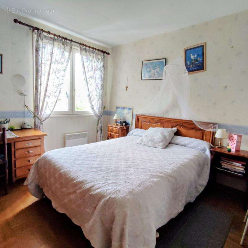 Maison Saint Germain Des Champs 10 pièces 199 m2 - photo 5