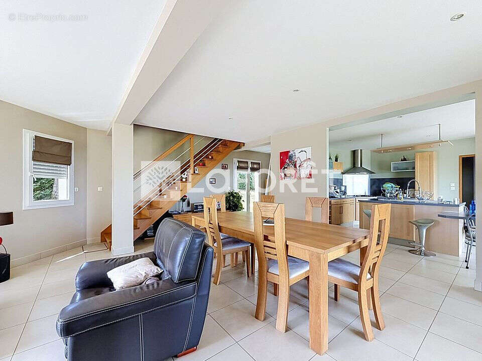 Maison Montjoire 5 pièce(s) 147.66 m2 - photo 6