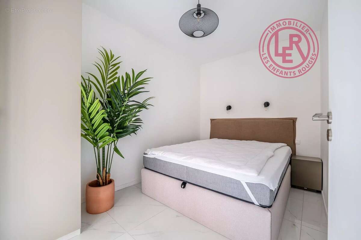 Appartement à PARIS-3E