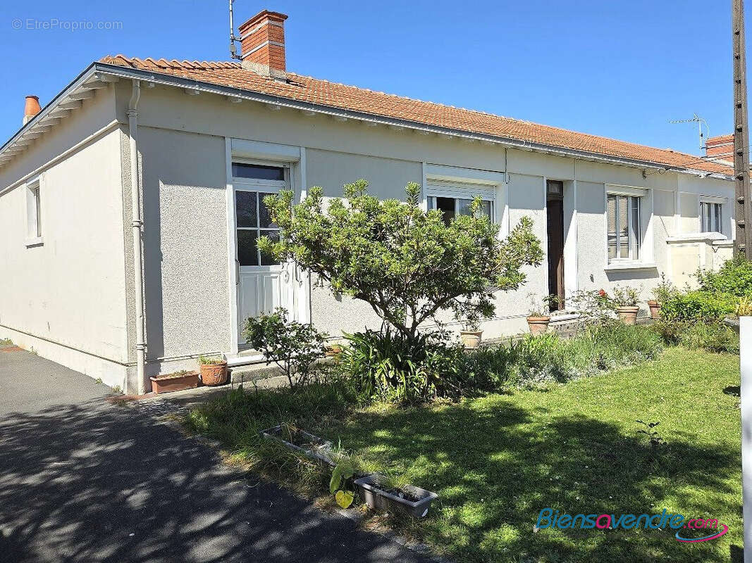 Maison à LA ROCHELLE