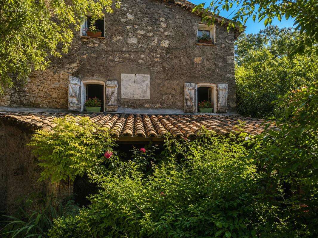 Maison de 6 pièces de 128 m² à Vidauban - photo 5