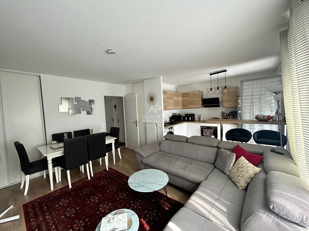Appartement 3 pièces 59 m² · à Carrieres-sous-Poissy · 59 m² · 279 000 €
