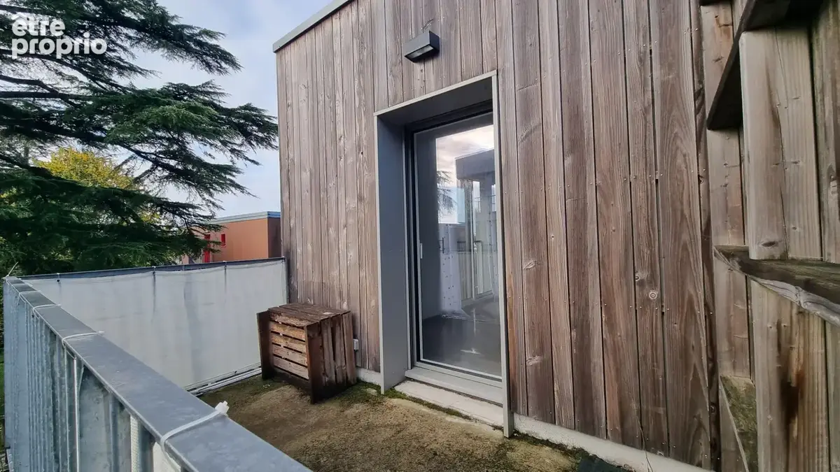 SAUTRON Bourg- Beau T3 lumineux de 67m² avec terrasse et 2 stationnements sécurisés - photo 7