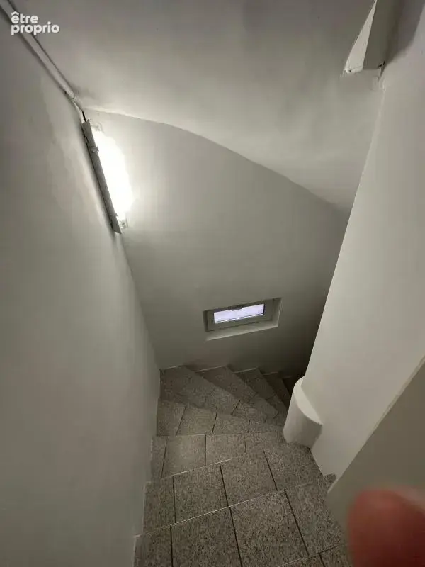 PFASTATT – grande villa avec piscine extérieure et appartement en rez-de-jardin - photo 22