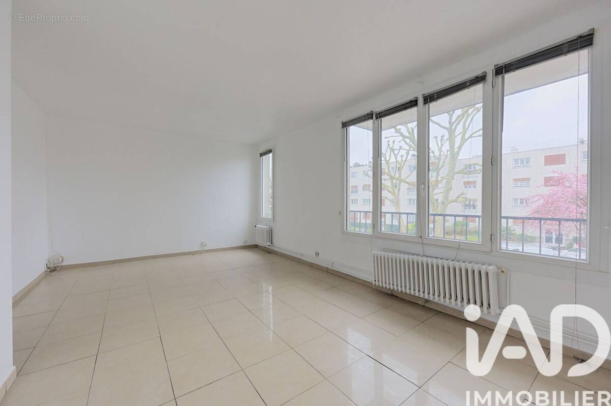Photo 1 - Appartement à CHILLY-MAZARIN