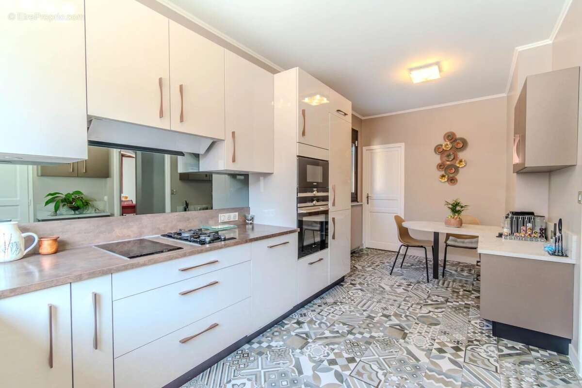 Maison à MONTMORENCY