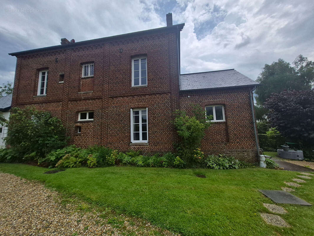 Maison à YERVILLE