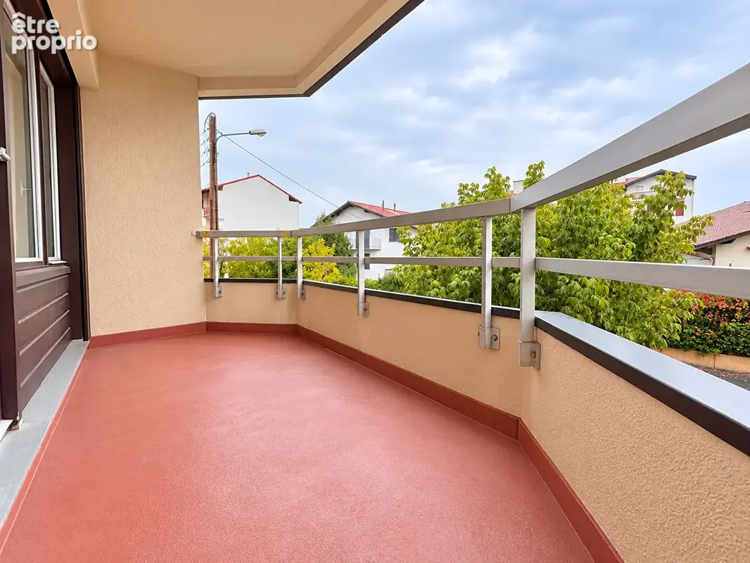 T3 d'exception avec garage en front de mer - photo 4