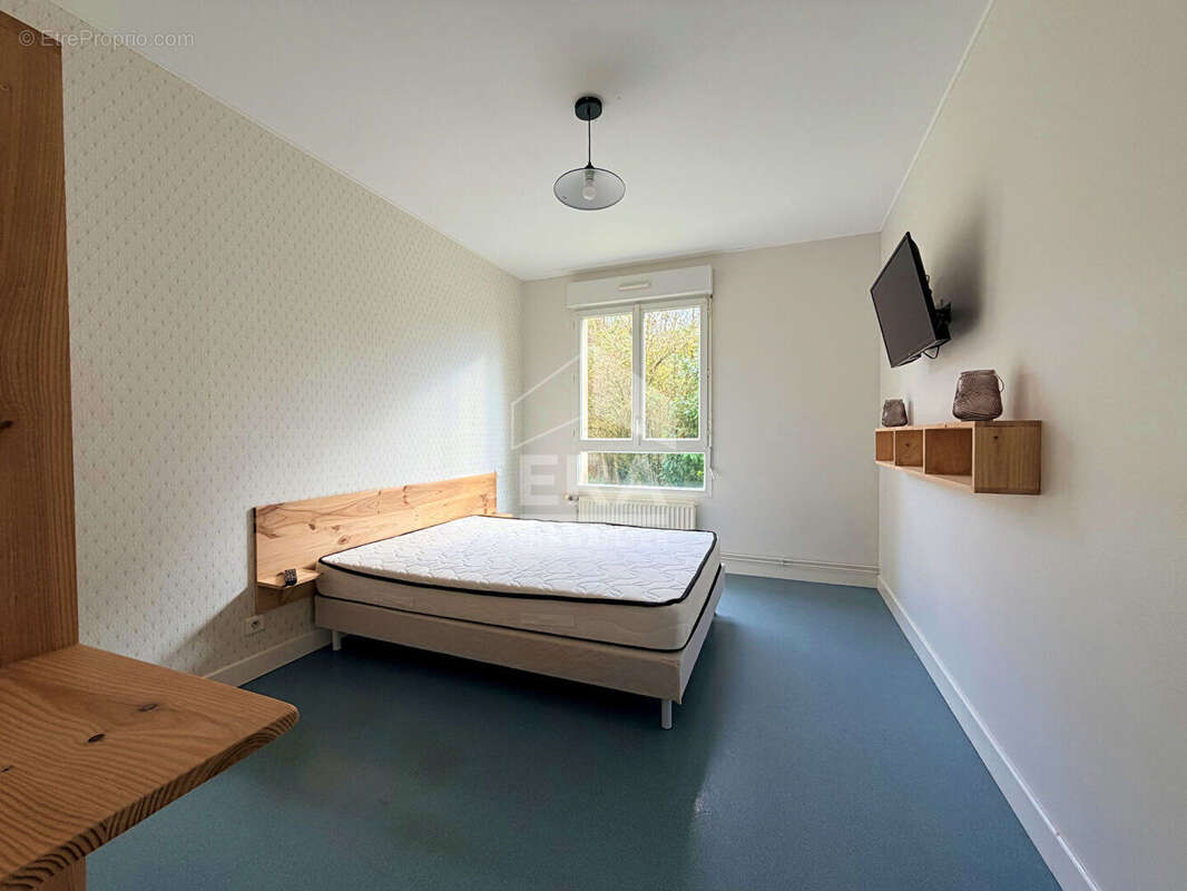 Appartement à ROULLET-SAINT-ESTEPHE