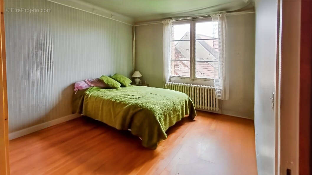 Maison à SAINT-CIVRAN