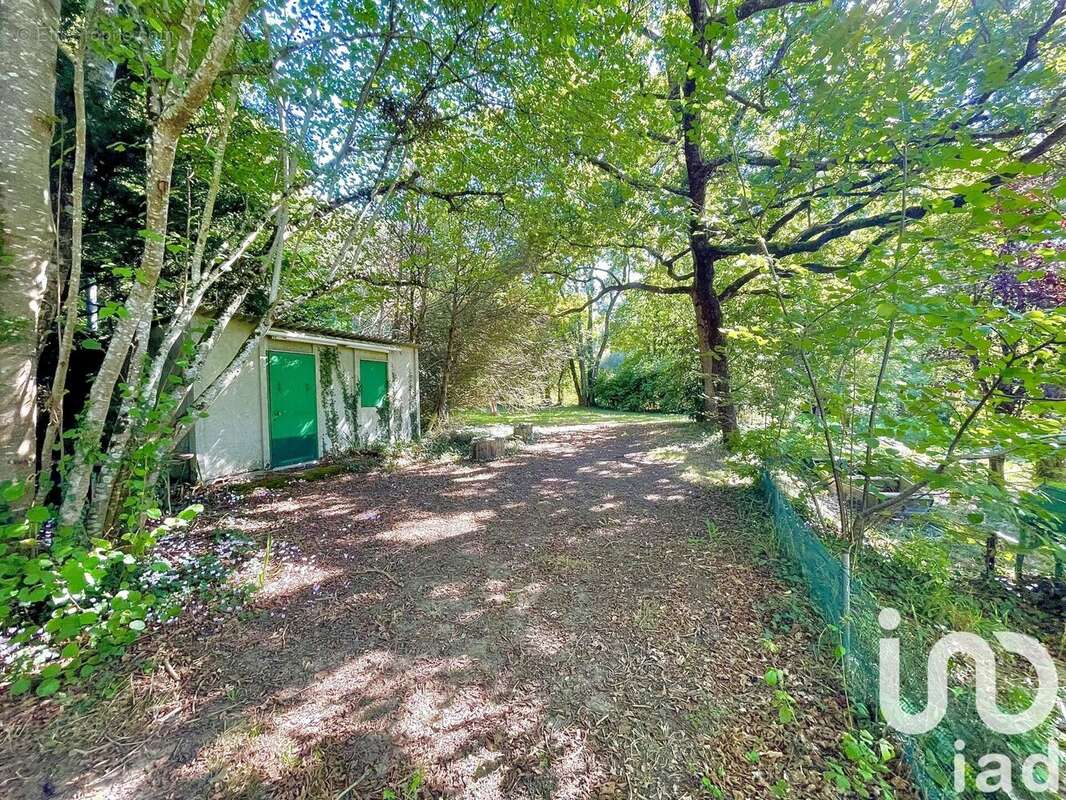 Photo 2 - Terrain à POULIGNY-SAINT-PIERRE