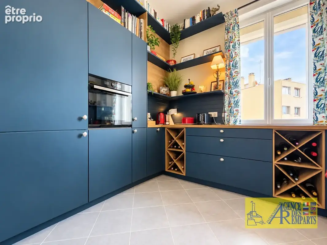 Élégant appartement bourgeois de 76 m2 au cœur d’Antibes - photo 11