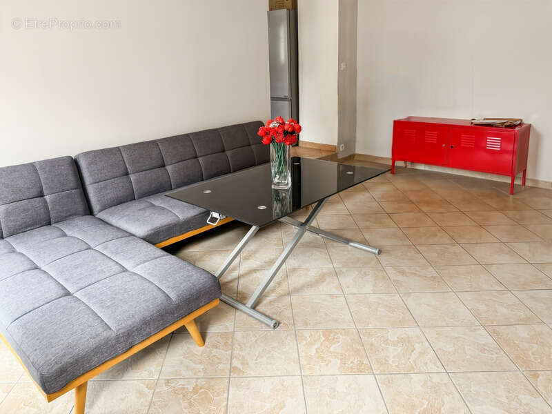 Maison à SAINT-ETIENNE-DU-ROUVRAY