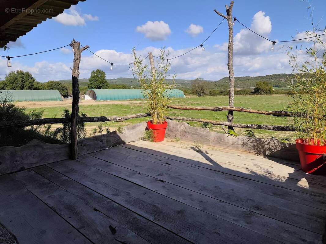 Terrain 19748 m² à Saint-Martin-De-Castillon  - photo 5