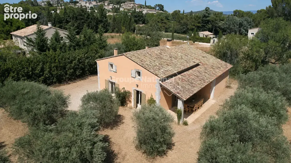 En exclusivité. eygalières à 5 minutes à pied du village , cub opérationnel obtenu, 2 780 m² , division possible , seconde habit - photo 3