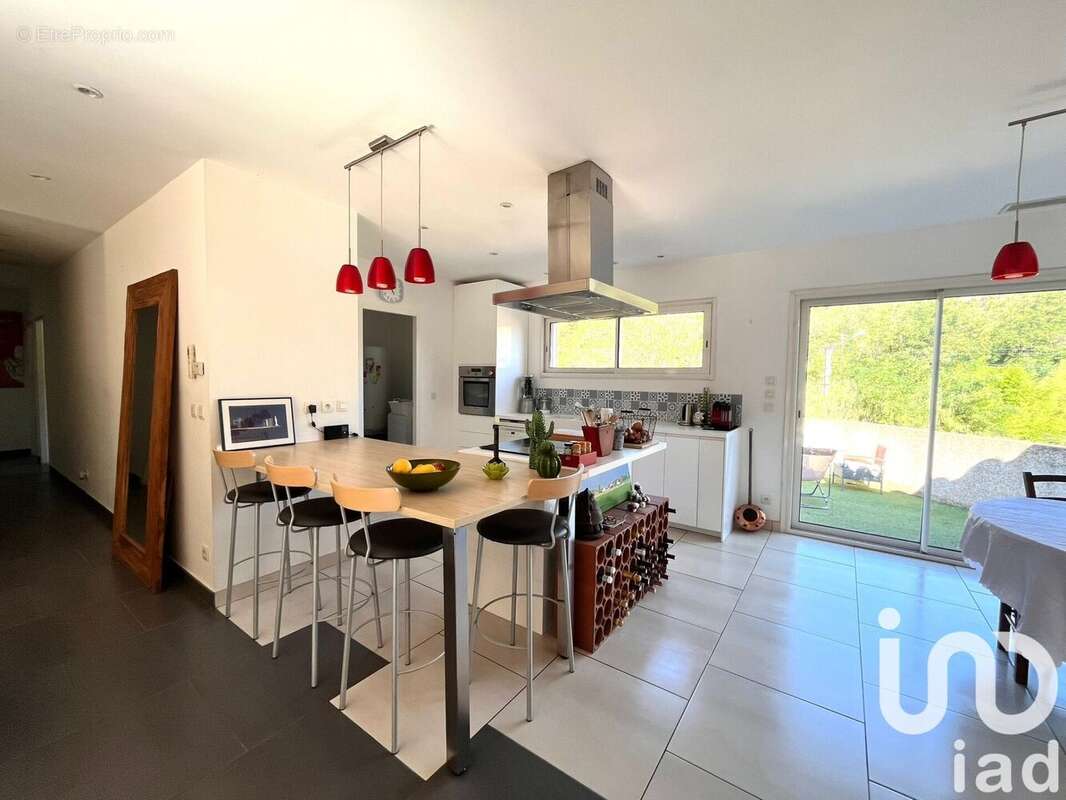 Photo 9 - Maison à REYNES