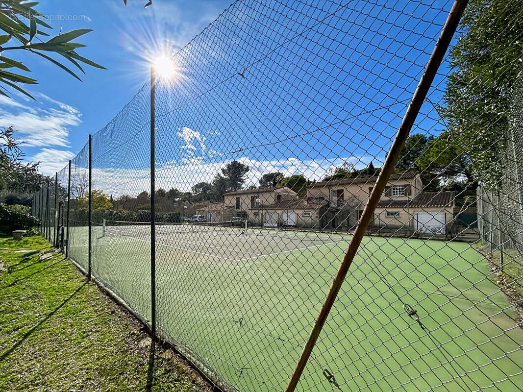 Maison à MOUGINS