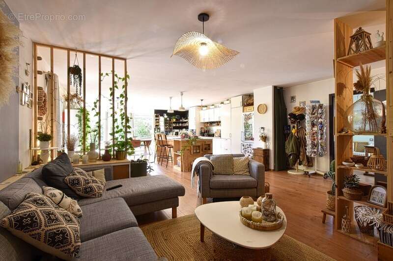 Maison à COURNONSEC