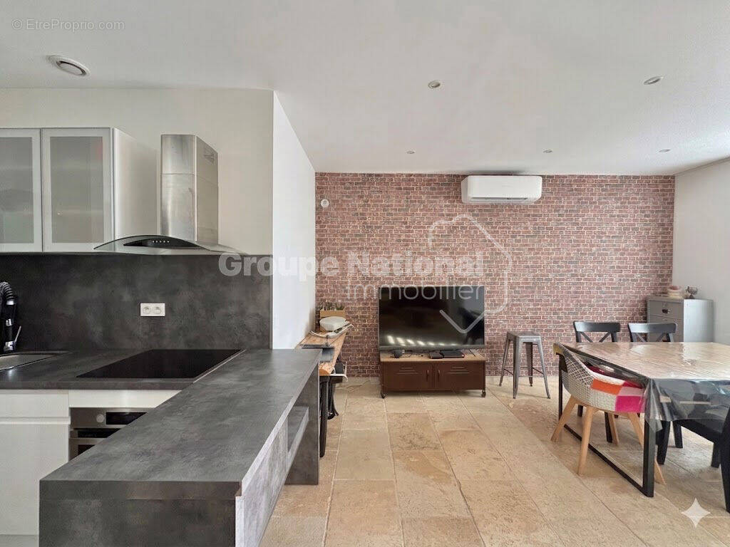 Appartement à MARSEILLE-16E