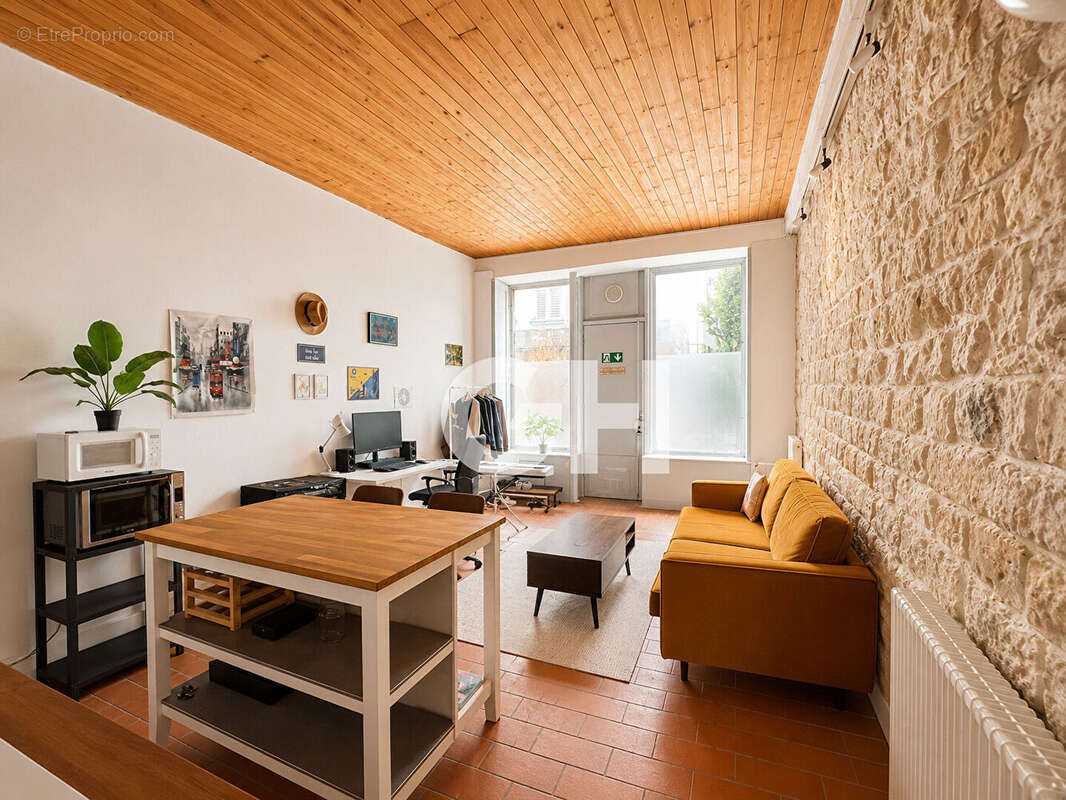 Appartement à PARIS-11E