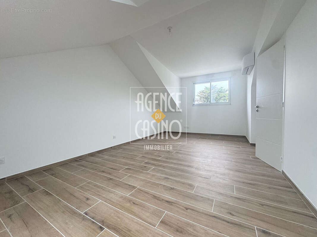 Maison Le Pouliguen 5 pièce(s) 114 m2 - photo 9