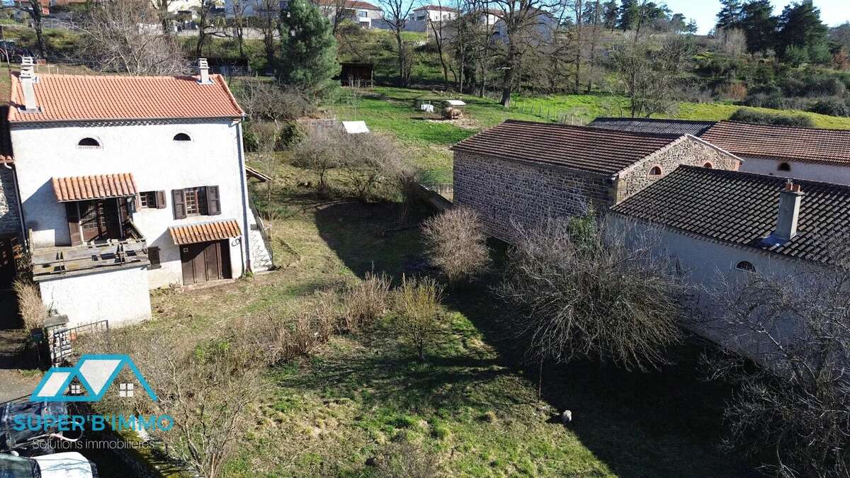 Maison à MAZEYRAT-D'ALLIER