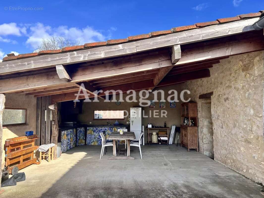 Maison à ROQUEBRUNE