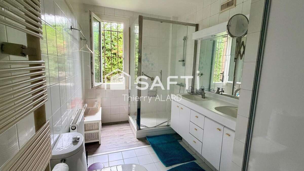 Photo 5 - Appartement à VILLIERS-LE-BEL