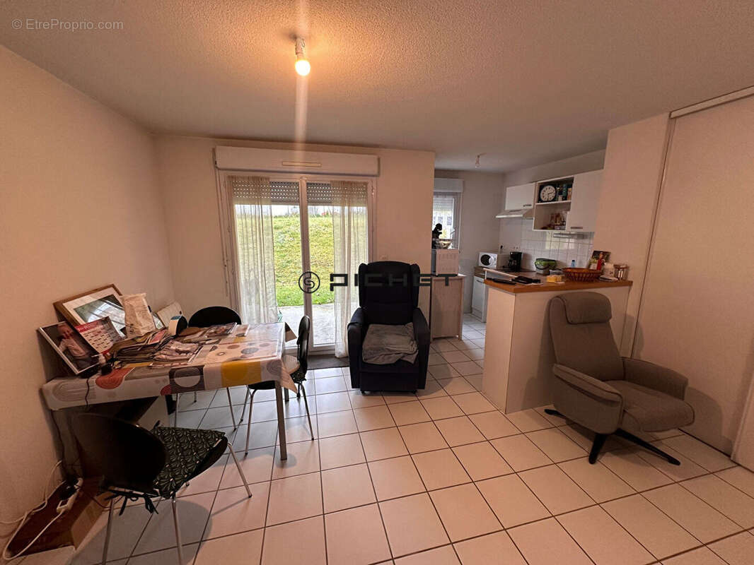Appartement à CHANCELADE