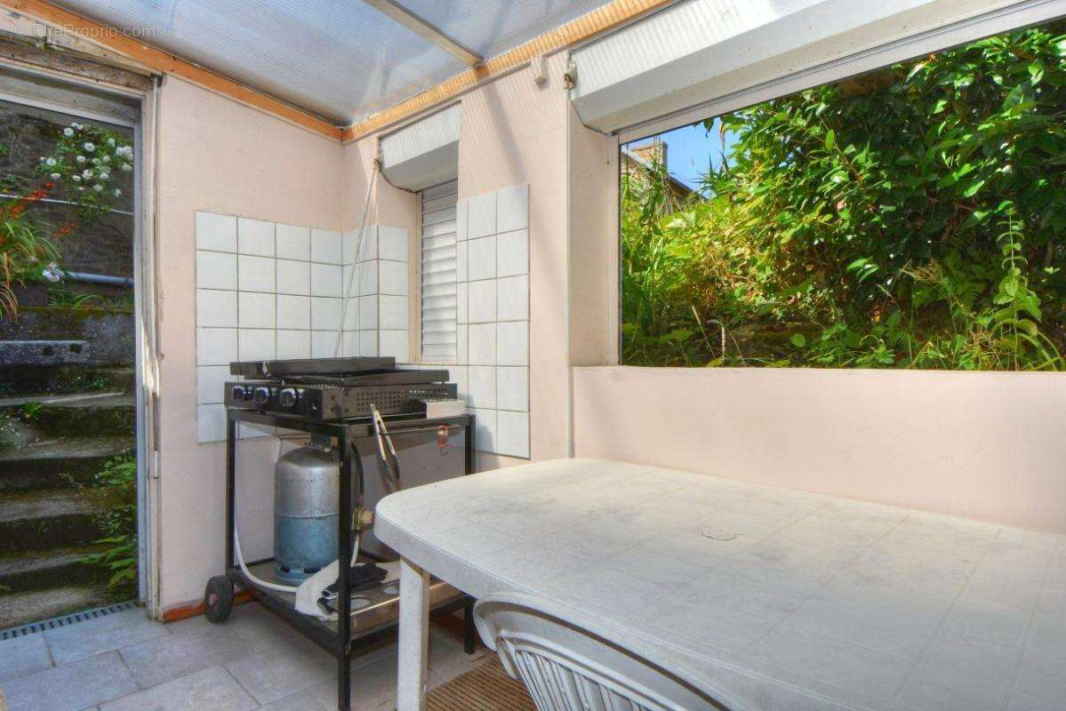 Maison 2 chambres, 74 m2, pompe à chaleur et panneaux photovoltaïques - photo 13