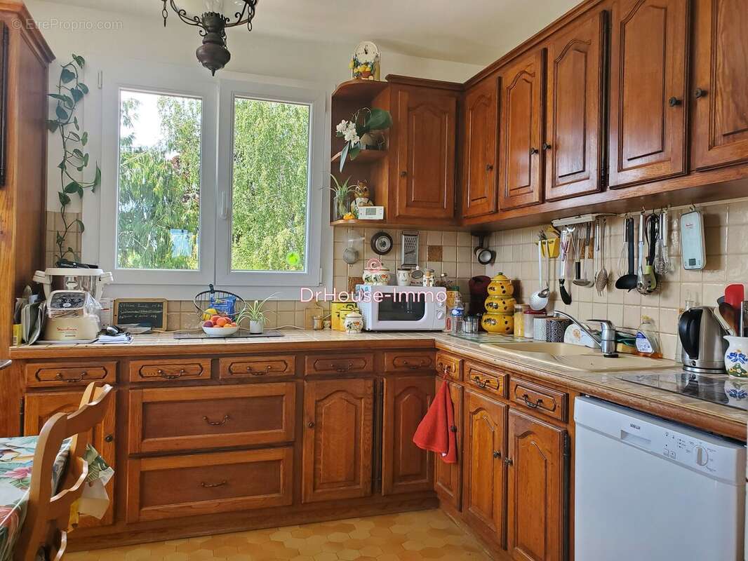 Maison 96 m² à Illiers-Combray  - photo 5