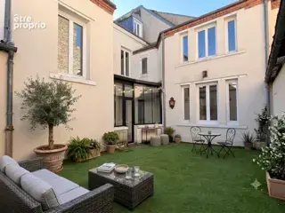 Maison bourgeoise 300m2 Plein centre Orléans - photo 7