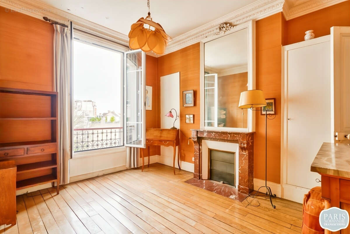 Appartement à BOULOGNE-BILLANCOURT