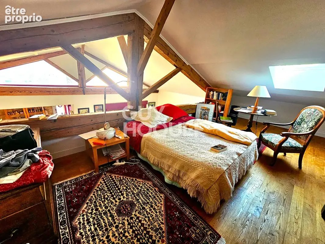 Rare à la Vente : Maison de Ville Atypique ,Charme, Calme et Garage de 115 m² - photo 10