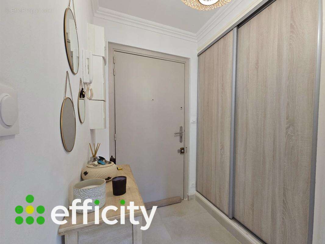 Appartement à FREJUS